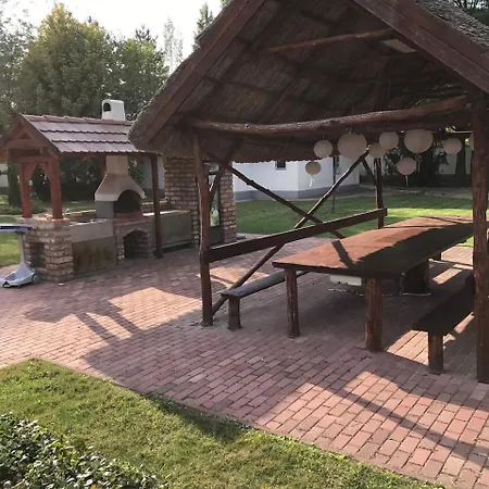 Premium Country House Bed & Breakfast